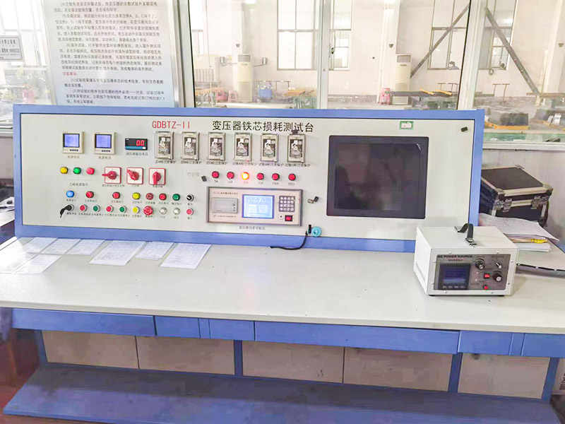 Stol za sveobuhvatno testiranje performansi Iron Core